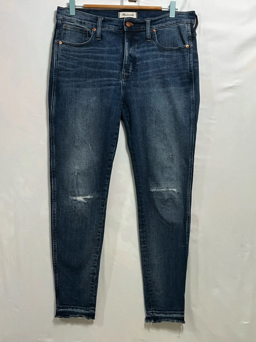 Madewell 9” High Rise Skinny Jeans Dark Wash 31 Raw Hem Distressed - Picture 2 of 12